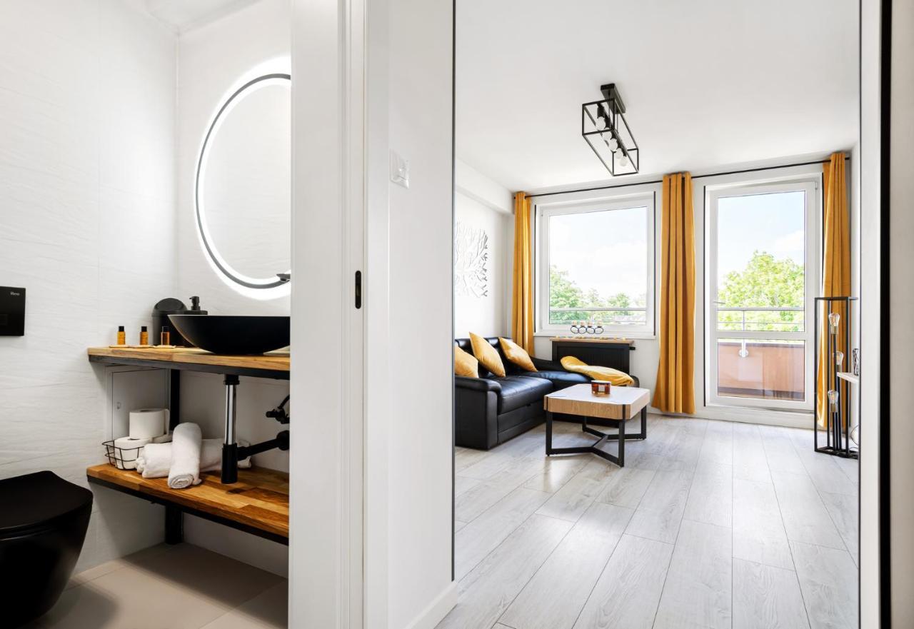 Apartament Sloneczny Planeta Apartment เมียลโน ภายนอก รูปภาพ