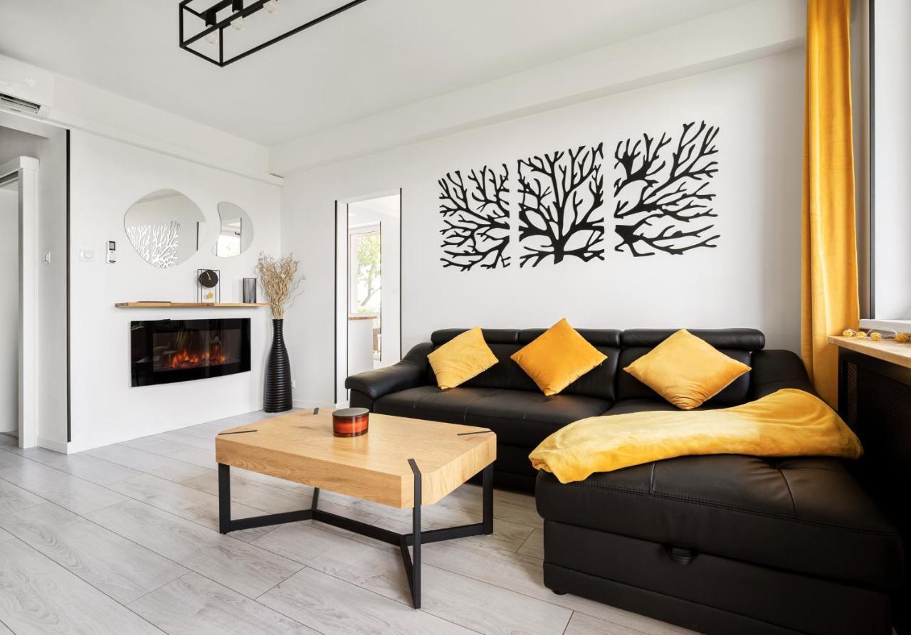 Apartament Sloneczny Planeta Apartment เมียลโน ภายนอก รูปภาพ