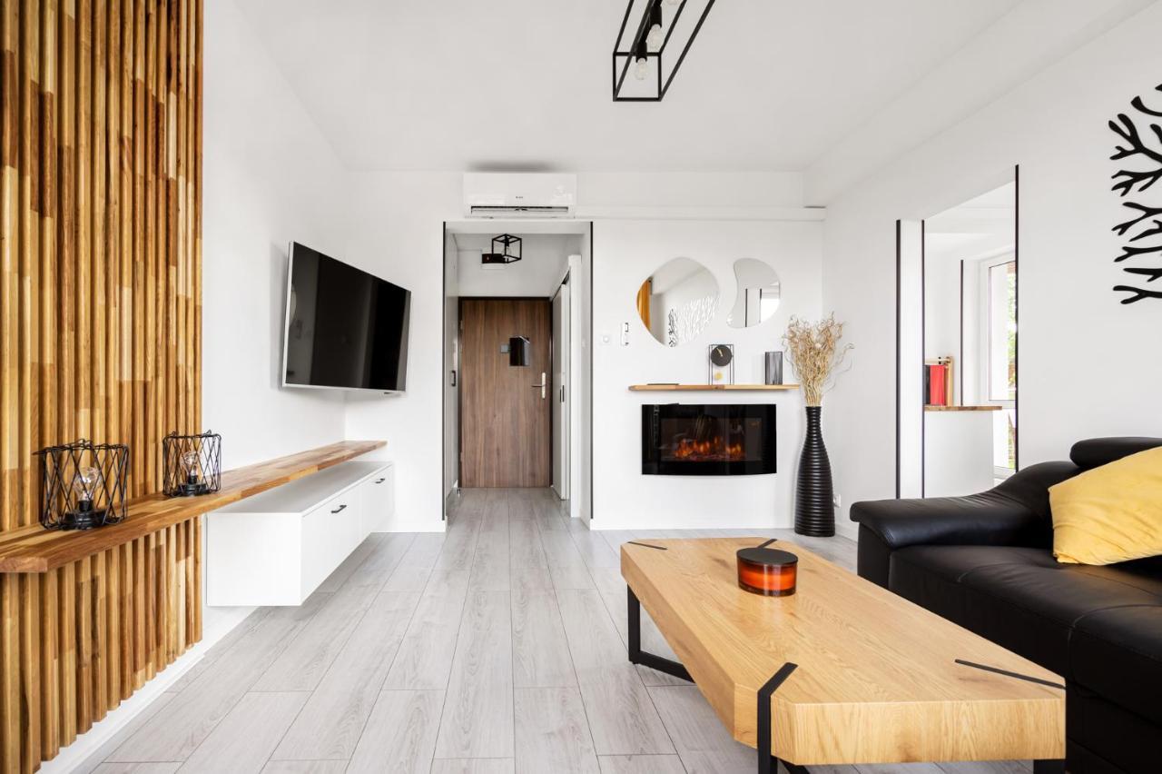 Apartament Sloneczny Planeta Apartment เมียลโน ภายนอก รูปภาพ
