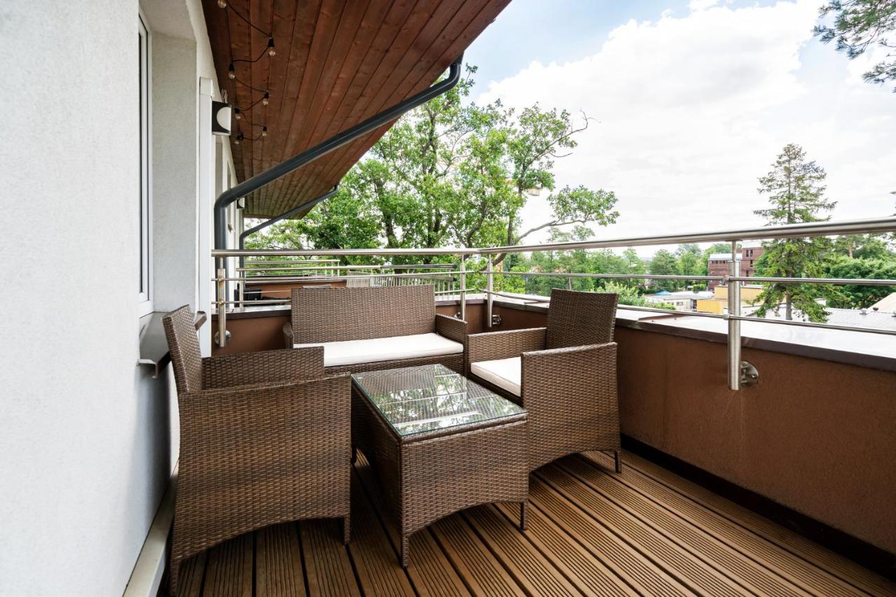 Apartament Sloneczny Planeta Apartment เมียลโน ภายนอก รูปภาพ